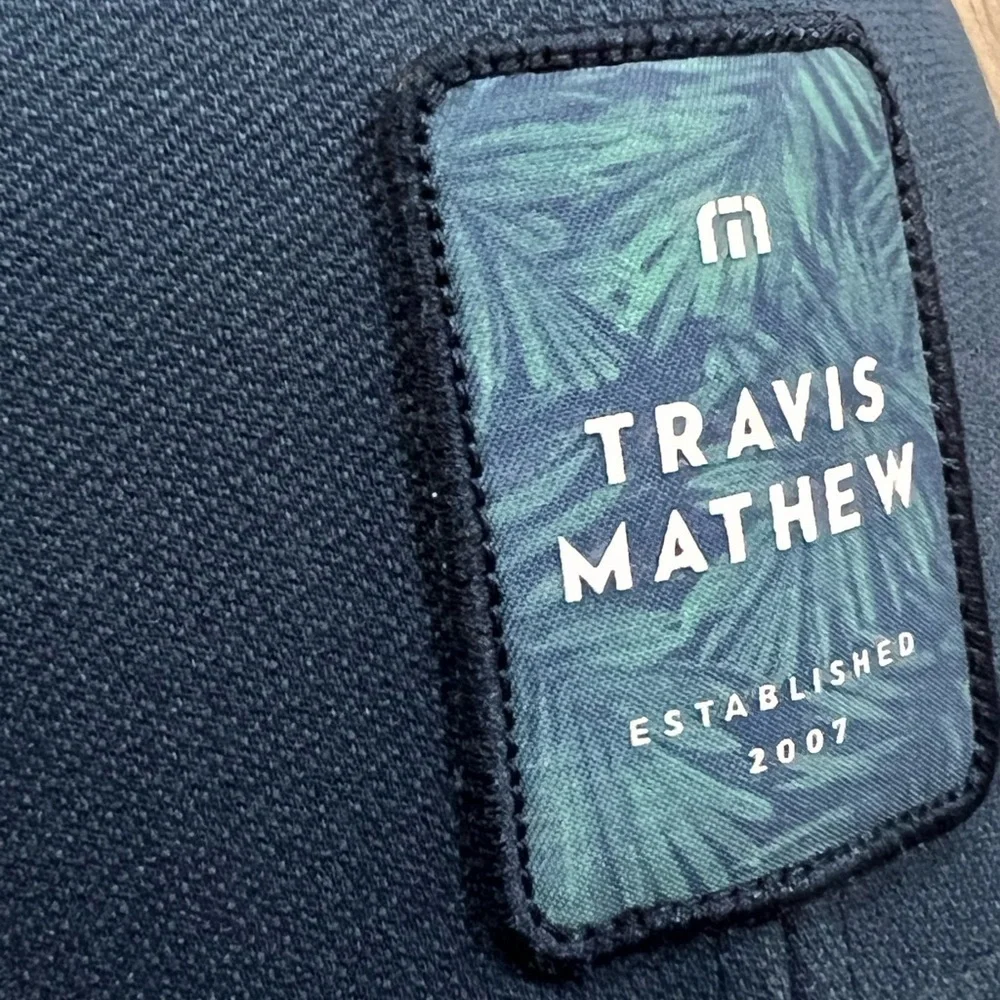 Travis Mathew Flex Fit Large/XL Navy Embroidered Latch Logo Golf Hat